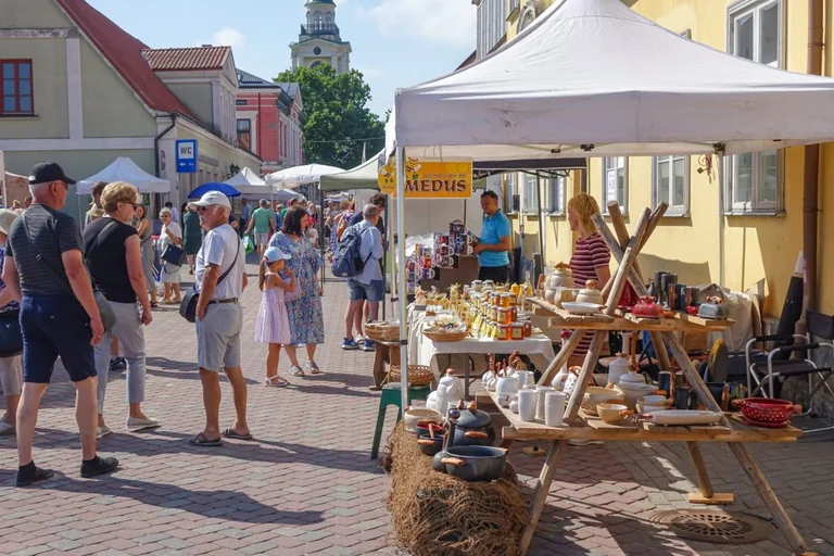 Ventspils svētku tirgus 1. augustā — bez maksas līdz naktij